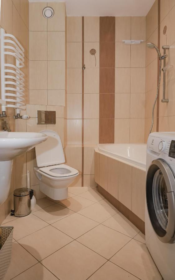 Cosy And Comfortable Apartment In Cracov Krasków Exterior foto